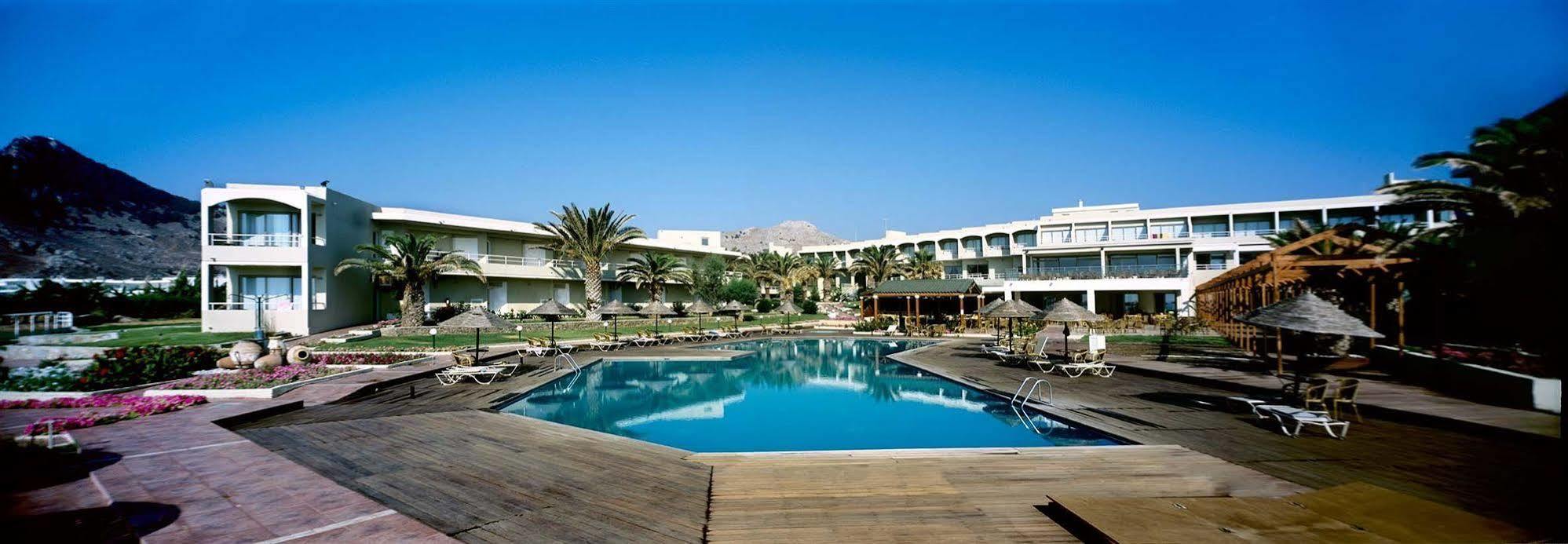 Paralos Rodos Lifestyle