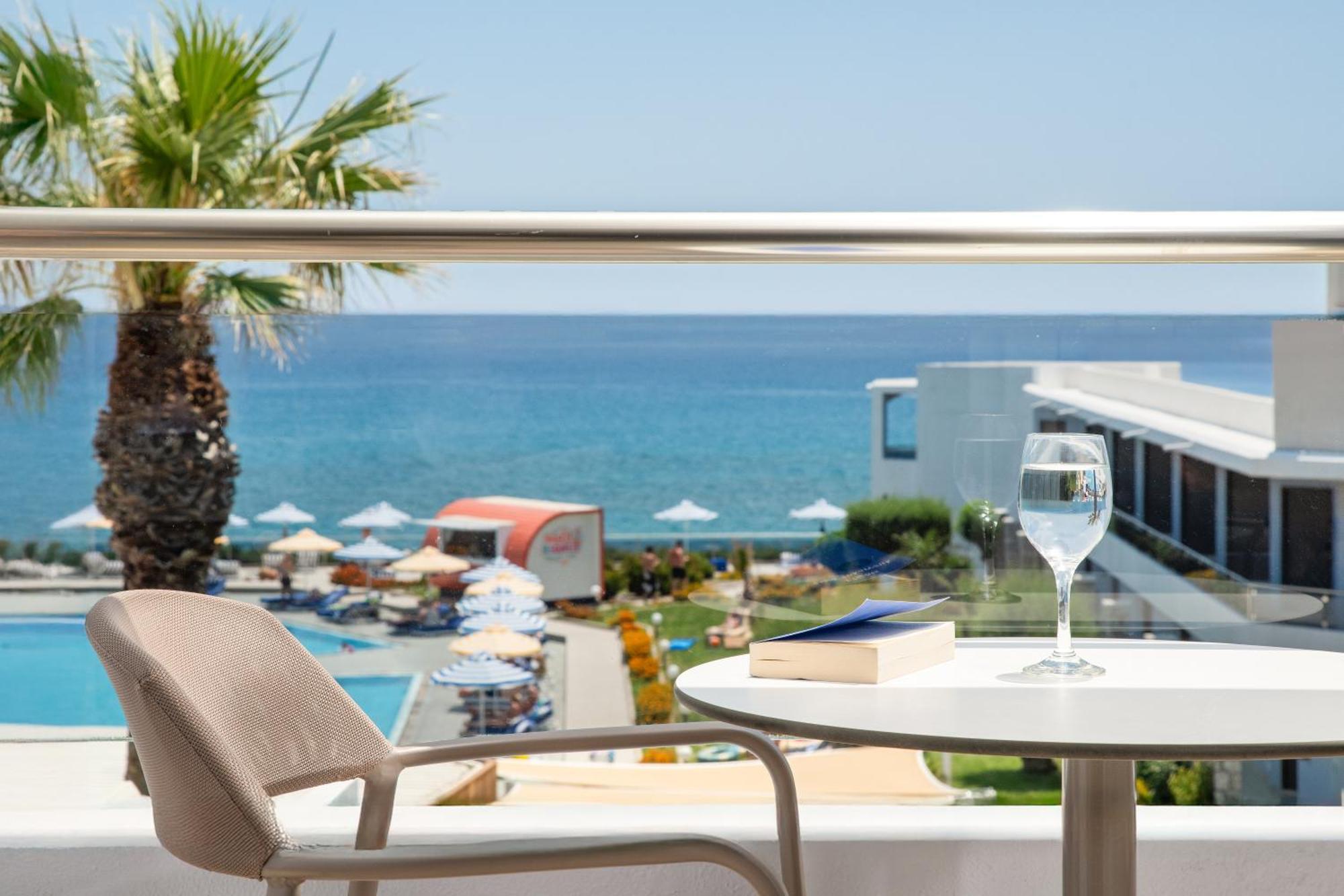 Paralos Rodos Lifestyle 4*